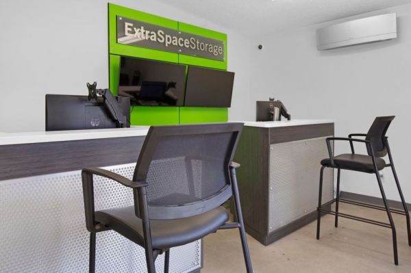 Extra Space Storage - 3474 - Boulder - Arapahoe Ave. - 5815 Arapahoe Avenue