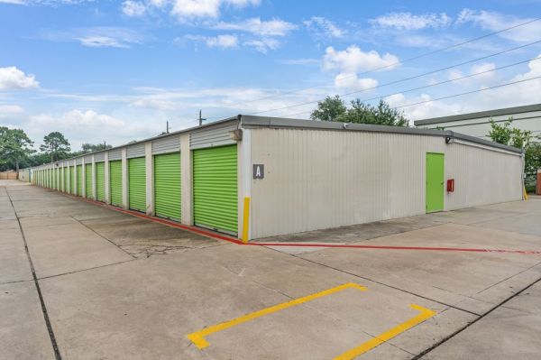 Extra Space Storage - 3479 - Houston - 529 Rd - 16220 FM 529