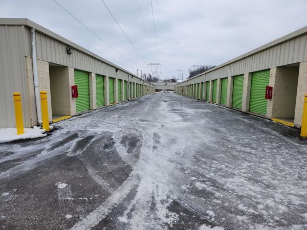 Extra Space Storage - 3589 - King of Prussia - Henderson Road - 318 South Henderson Road