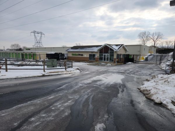 Extra Space Storage - 3589 - King of Prussia - Henderson Road - 318 South Henderson Road