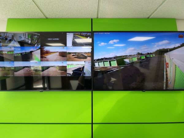 Extra Space Storage - 3614 - Jackson - 400 N County Line Rd - 400 North County Line Road