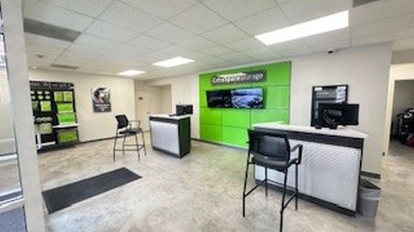 Extra Space Storage - 3621 - Oakland Park - 3001 N Dixie Hwy - 3001 Dixie Highway
