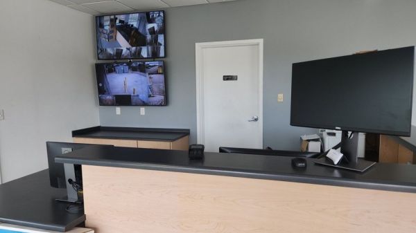 Extra Space Storage - 3648 - Greenville - Dunbar St - 401 Dunbar Street