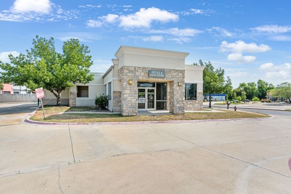 Extra Space Storage - 3656 - Round Rock - 2150 Double Creek Dr - 2150 Double Creek Drive