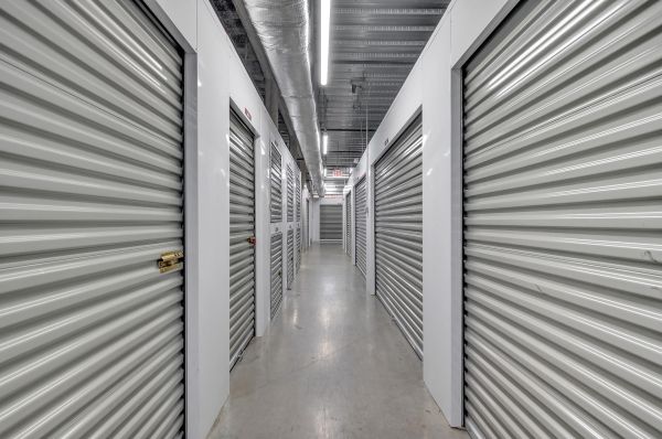 Extra Space Storage - 3663 - Charlotte - 7th St - 969 East 7th Street
