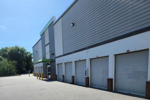 Extra Space Storage - 3666 - Greenville - Pleasantburg Dr - 1320 South Pleasantburg Drive