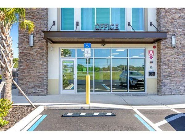 Extra Space Storage - 3670 - Palmetto - 96th St - 4805 96th Street East