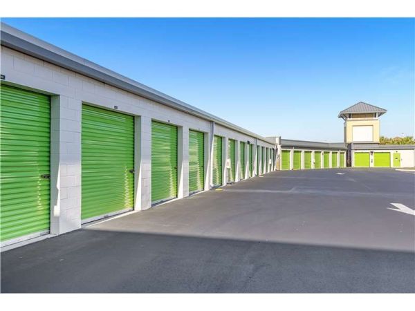 Extra Space Storage - 3670 - Palmetto - 96th St - 4805 96th Street East