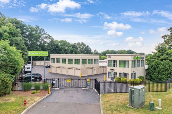 Extra Space Storage - 3711 - Meriden - Main St - 490 West Main Street