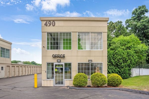 Extra Space Storage - 3711 - Meriden - Main St - 490 West Main Street