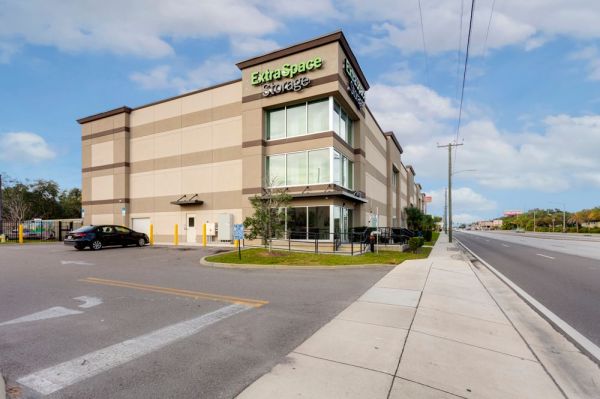 Extra Space Storage - 3731 - Tampa - 1711 Hillsborough Ave - 1711 East Hillsborough Avenue