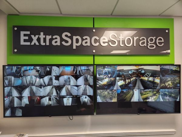 Extra Space Storage - 3733 - Naples - Tamiami Trl - 11201 Tamiami Trail East