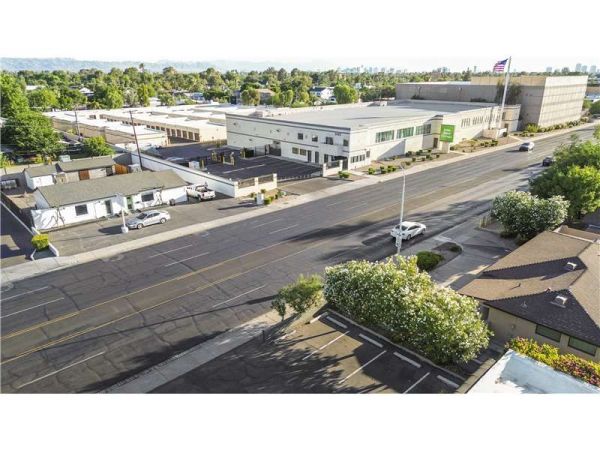 Extra Space Storage - 3751 - Phoenix - 3443 E Indian School Rd - 3443 East Indian School Road