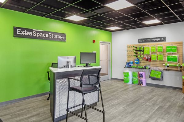 Extra Space Storage - 3759 - Maple Shade - Route 73 - 3030 New Jersey 73