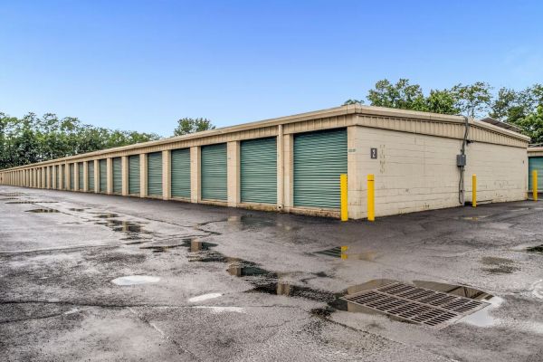 Extra Space Storage - 3794 - Jamesburg - Gatzmer Avenue - 268 Gatzmer Avenue