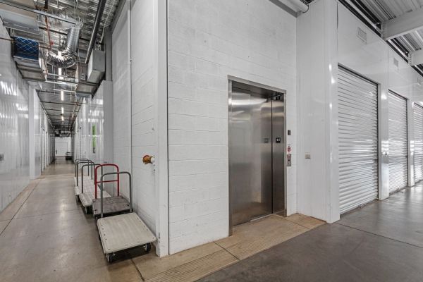 Extra Space Storage - 3806 - Scottsdale - Acoma Dr - 7301 East Acoma Drive
