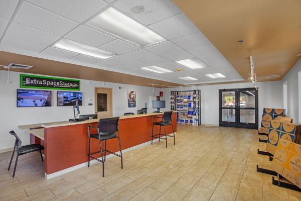 Extra Space Storage - 3810 - Scottsdale - Bell Rd - 9383 East Bell Road