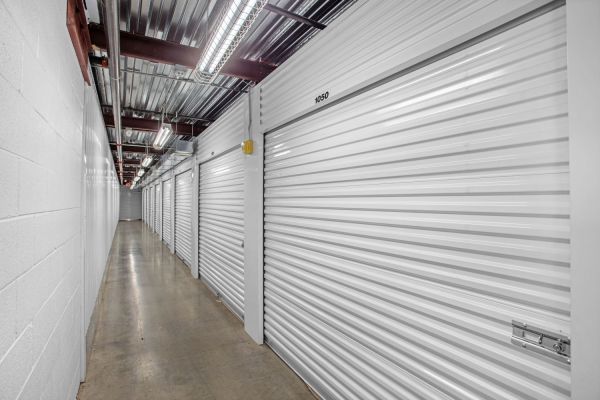 Extra Space Storage - 3810 - Scottsdale - Bell Rd - 9383 East Bell Road