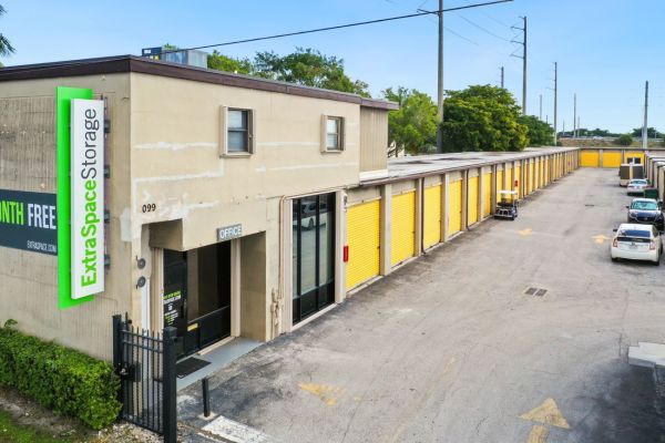 Extra Space Storage - 3840 - Delray Beach - 1099 Congress Ave - 1099 South Congress Avenue