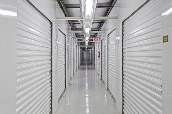 Extra Space Storage - 3849 - Gilbert - Elliot Road - 375 East Elliot Road