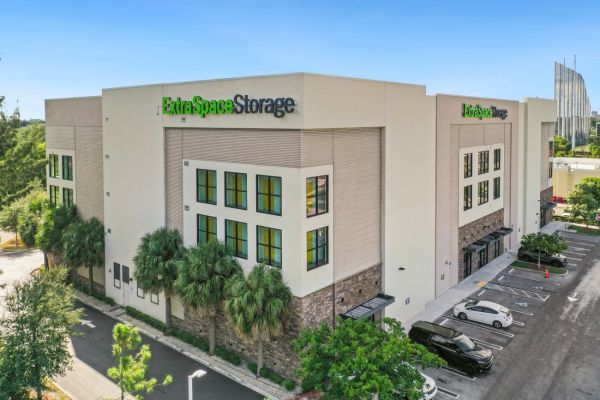 Extra Space Storage - 3871 - West Palm Beach - Belvedere Rd - 1520 Belvedere Road