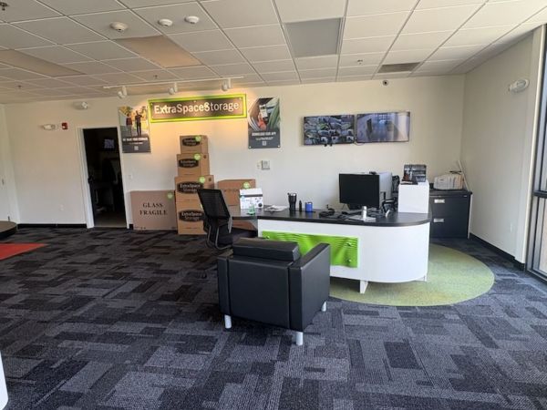 Extra Space Storage - 3877 - Naples - Goodlette-Frank Rd - 3121 Goodlette-Frank Road
