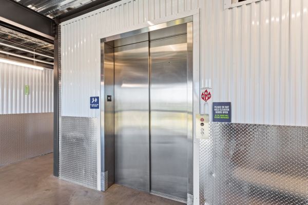 Extra Space Storage - 3893 - Tucson - Irvington Rd - 1760 West Irvington Road