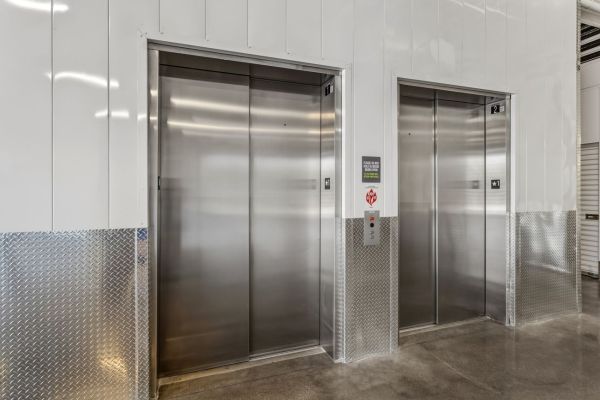 Extra Space Storage - 3913 - Scottsdale - Pima Rd - 15023 North Pima Road