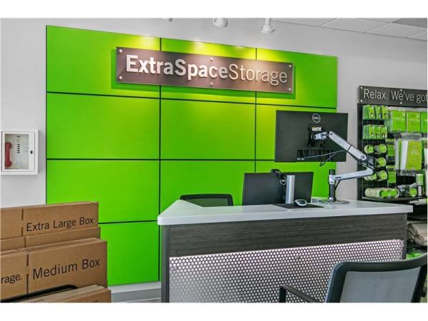 Extra Space Storage - 4120 - Naples - Kramer Dr - 3697 Kramer Drive
