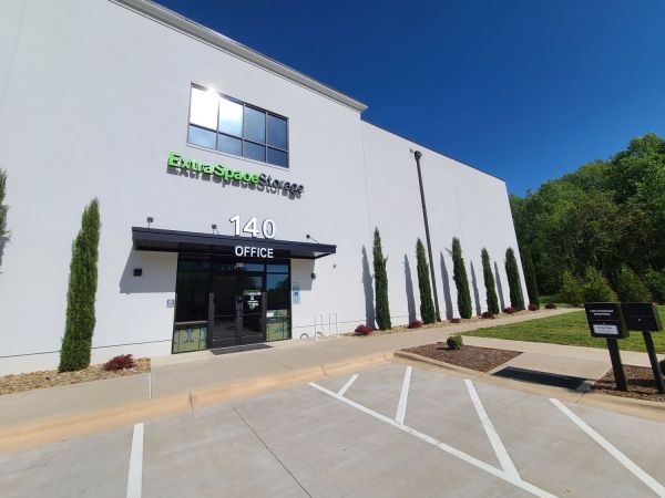 Extra Space Storage - 4151 - Mooresville - Ebert Ln - 140 Ebert Lane
