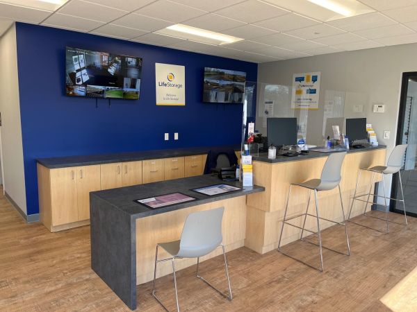 Extra Space Storage - 4156 - Delanco - Creek Rd - 700 Creek Road