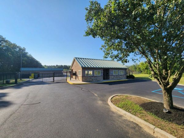 Extra Space Storage - 4202 - Sicklerville - Berlin Cross Keys Rd - 376 Berlin - Cross Keys Road