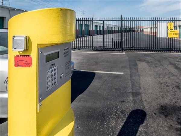 Extra Space Storage - 1009 - Gardena - S Western Ave - 17575 South Western Avenue