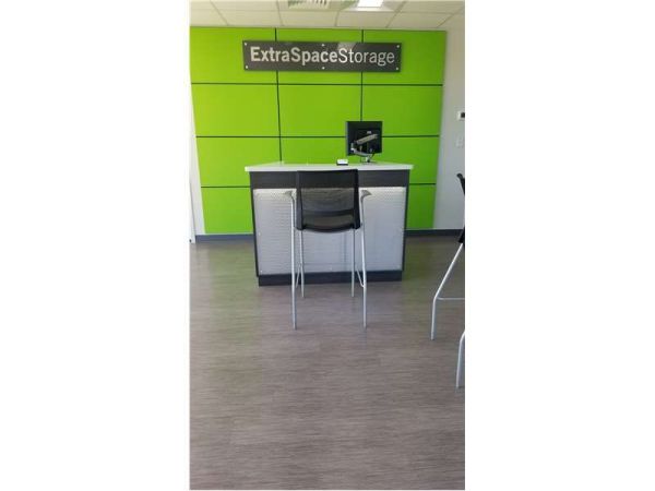 Extra Space Storage - 1305 - Columbia - Harban Ct - 115 Harban Court