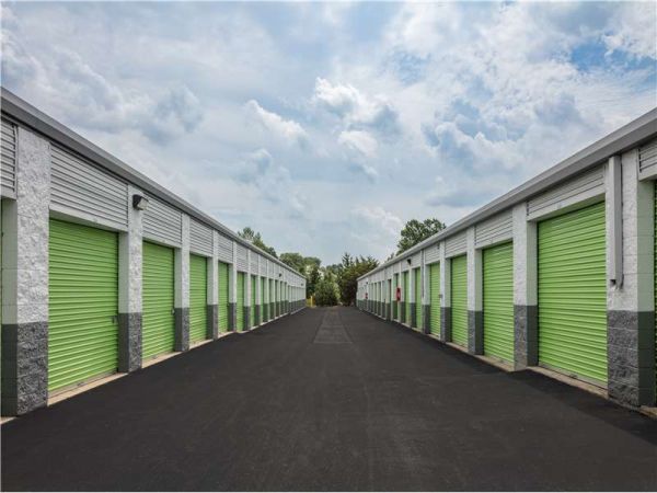 Extra Space Storage - 0756 - Burtonsville - Dino Dr - 15221 Dino Drive