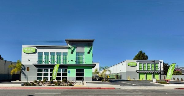 Extra Space Storage - 0305 - Hawaiian Gardens - S Norwalk Bl - 21123 Norwalk Boulevard