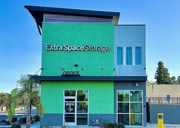 Extra Space Storage - 0305 - Hawaiian Gardens - S Norwalk Bl - 21123 Norwalk Boulevard