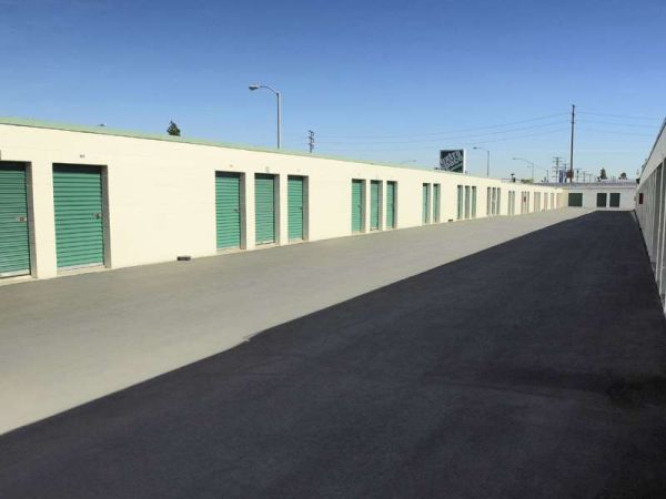 ESS - Gardena - S Western Ave - 17575 South Western Avenue