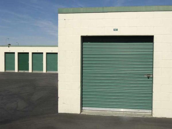 ESS - Gardena - S Western Ave - 17575 South Western Avenue