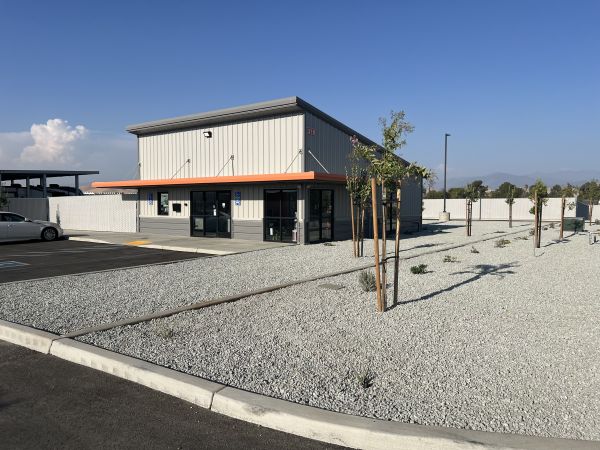 Porterville Storage - 310 West Gibbons Avenue