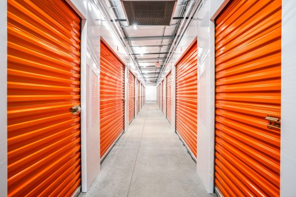 Porterville Storage - 310 West Gibbons Avenue