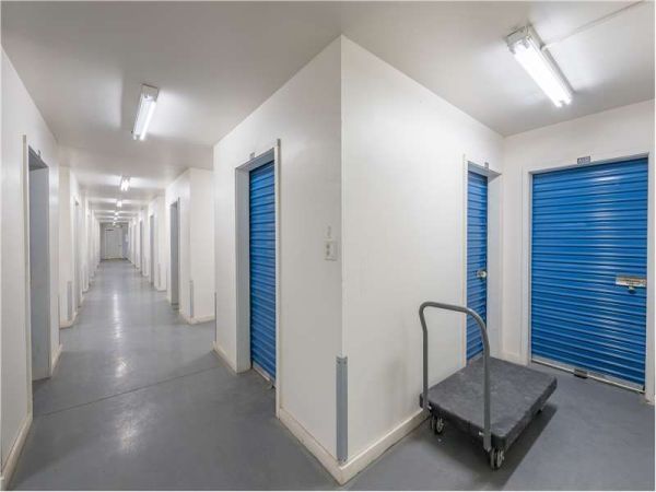 Extra Space Storage - 0485 - Santa Fe - West San Mateo Rd - 875 West San Mateo Road