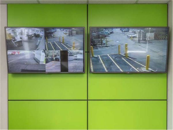 Extra Space Storage - 0485 - Santa Fe - West San Mateo Rd - 875 West San Mateo Road