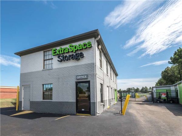 Extra Space Storage - 0487 - Cordova - 900 N Germantown Pkwy - 900 North Germantown Parkway