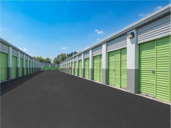 Extra Space Storage - 0813 - Memphis - Mt Moriah - 2625 Mount Moriah Road