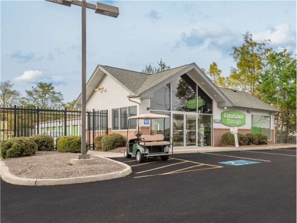 ESS - Union - Green Ln - 700 Green Lane