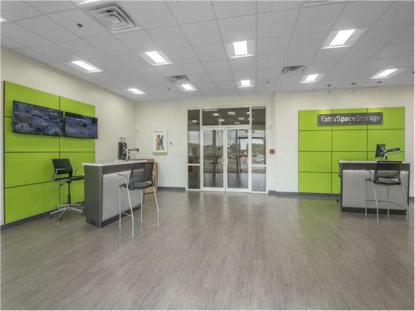 Extra Space Storage - 8174 - Columbia - Decker Blvd - 2470 Decker Boulevard