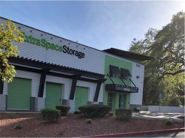 Extra Space Storage - 1296 - Los Gatos - University Ave - 950 University Avenue