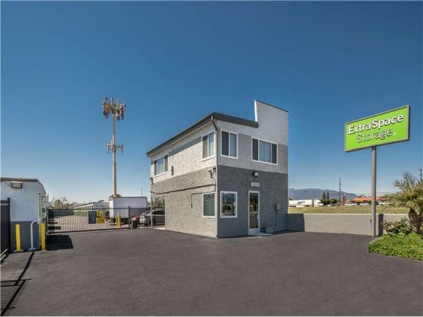Extra Space Storage - 1473 - Bloomington - Linden Ave - 10192 Linden Avenue