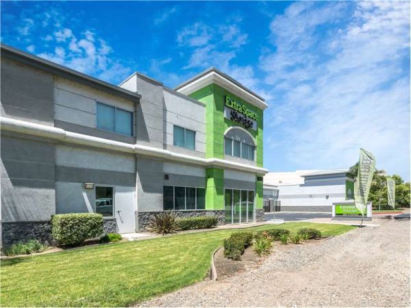 Extra Space Storage - 1482 - Lake Elsinore - Collier Ave - 18791 Collier Avenue